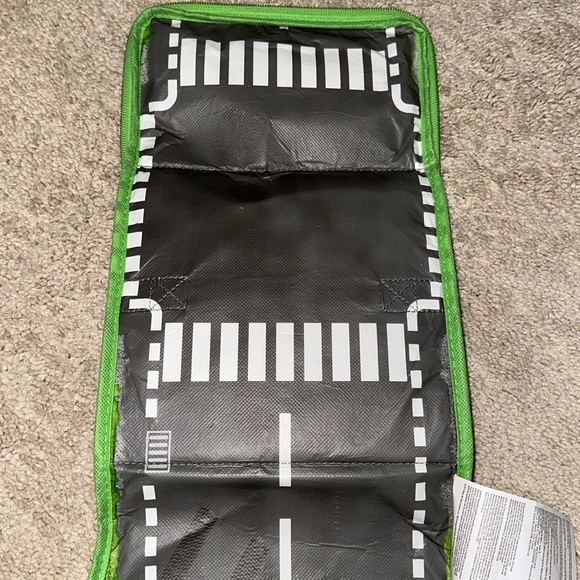 LEGO Color Block Zip Up Carry Case - Picture 8 of 8